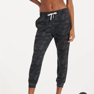 Vuori DreamKnit Performance Joggers